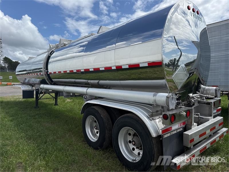 Bulk Tank International 7000 gal T/A Tanker Traile Reboques de cisternas