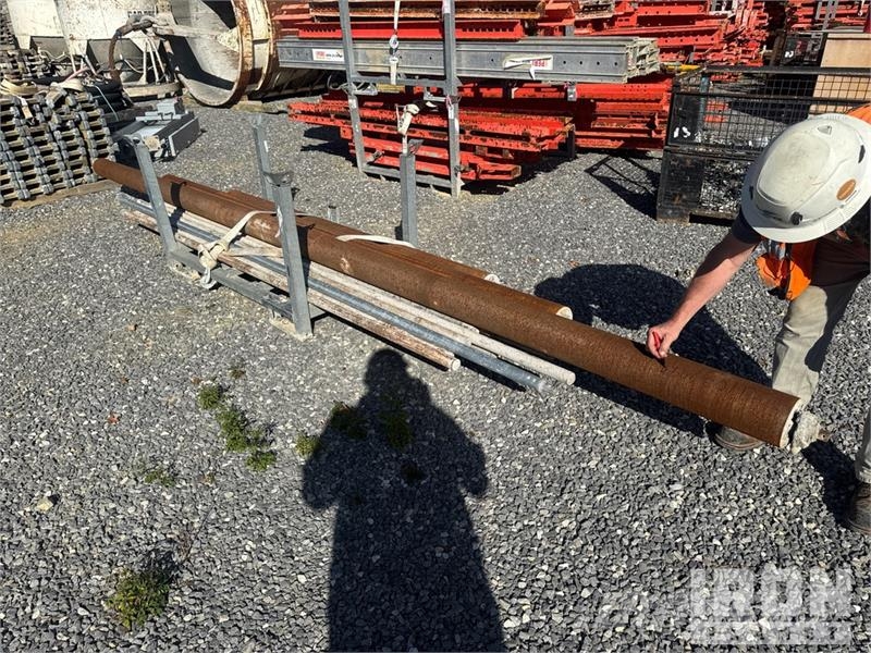 Bunyan Concrete Screed Premične roke za dolivanje betona