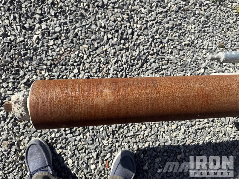 Bunyan Concrete Screed Premične roke za dolivanje betona