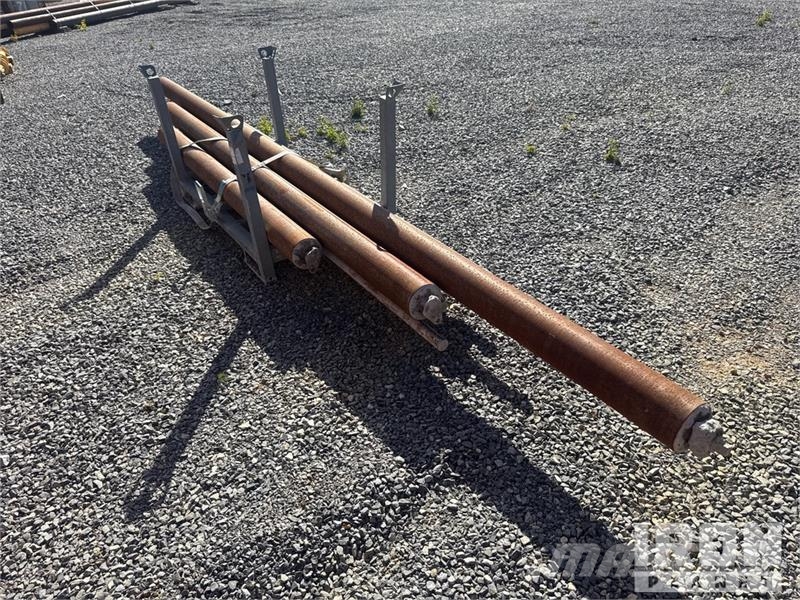 Bunyan Concrete Screed Premične roke za dolivanje betona