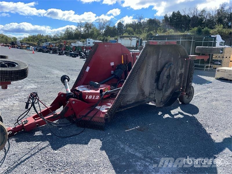 Bush Hog 1812 Lawn Mower Самохідні газонокосарки