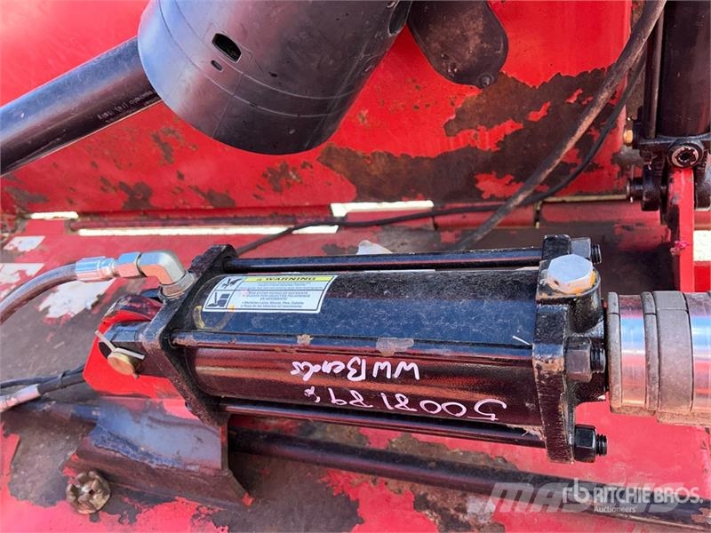 Bush Hog 1812 Lawn Mower Самохідні газонокосарки