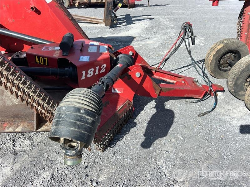 Bush Hog 1812 Lawn Mower Самохідні газонокосарки