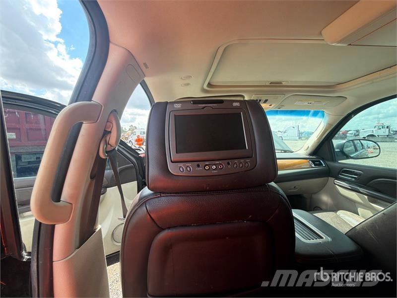 Cadillac Escalade 4x4 Hybrid SUV 汽车