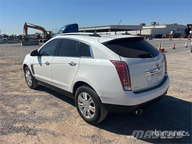 Cadillac SRX Automobili