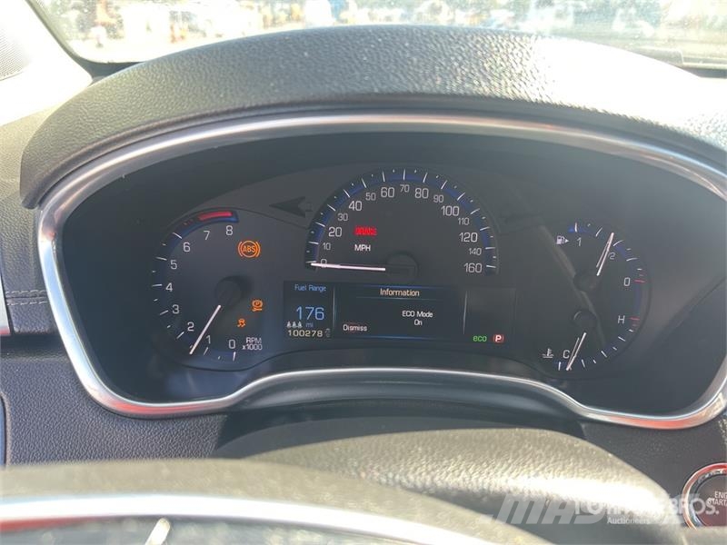 Cadillac SRX Automobili