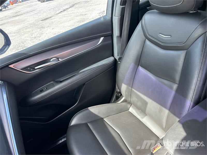Cadillac XT5 2WD SUV Voiture
