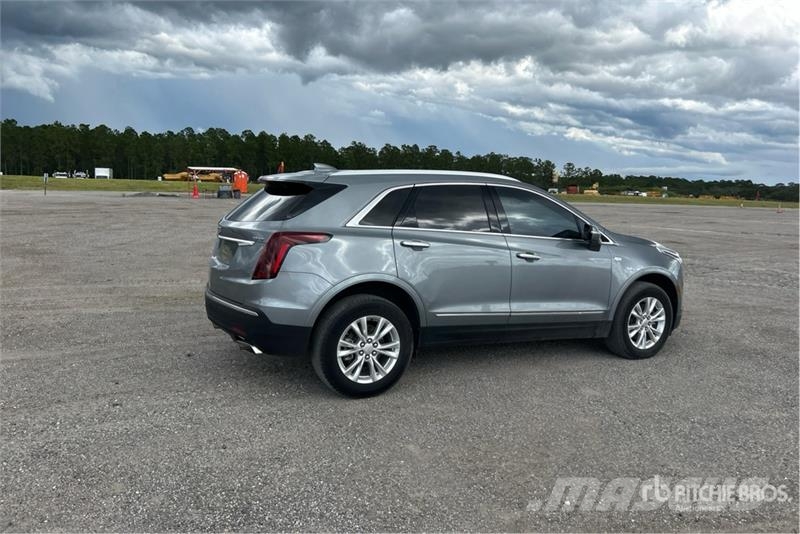 Cadillac XT5 2WD SUV Personbiler