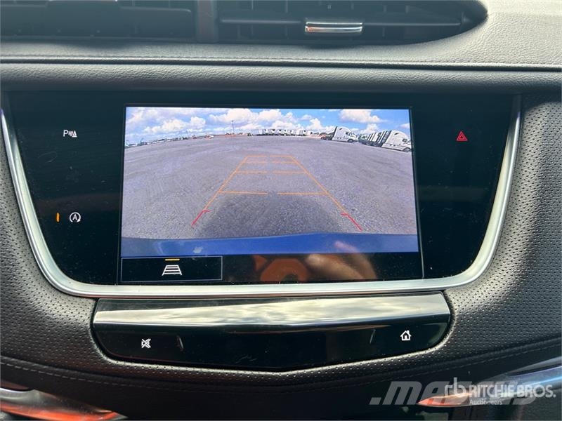 Cadillac XT5 2WD SUV Voiture