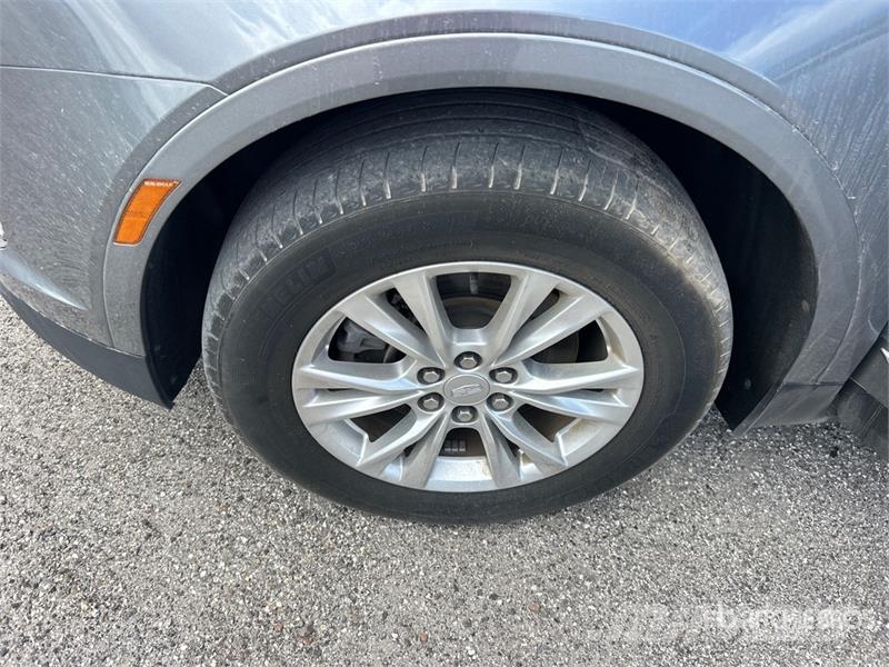 Cadillac XT5 2WD SUV Voiture