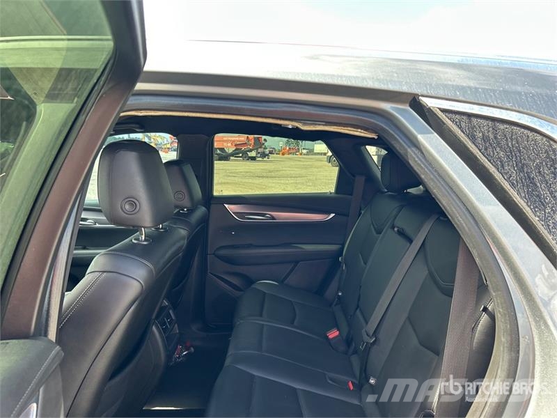 Cadillac XT5 2WD SUV Voiture