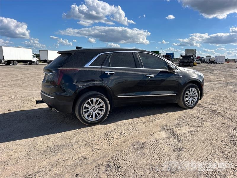 Cadillac XTS 2WD SUV 汽車