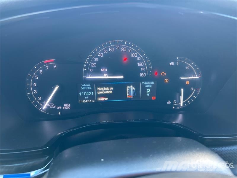 Cadillac XTS 2WD SUV 汽車