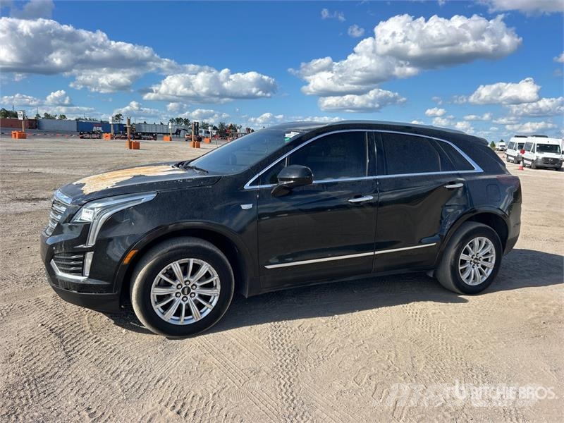 Cadillac XTS SUV Automobili