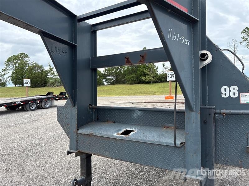 Caliber 30 ft T/A Equipment Trailer Prikolice za prevoz vozil