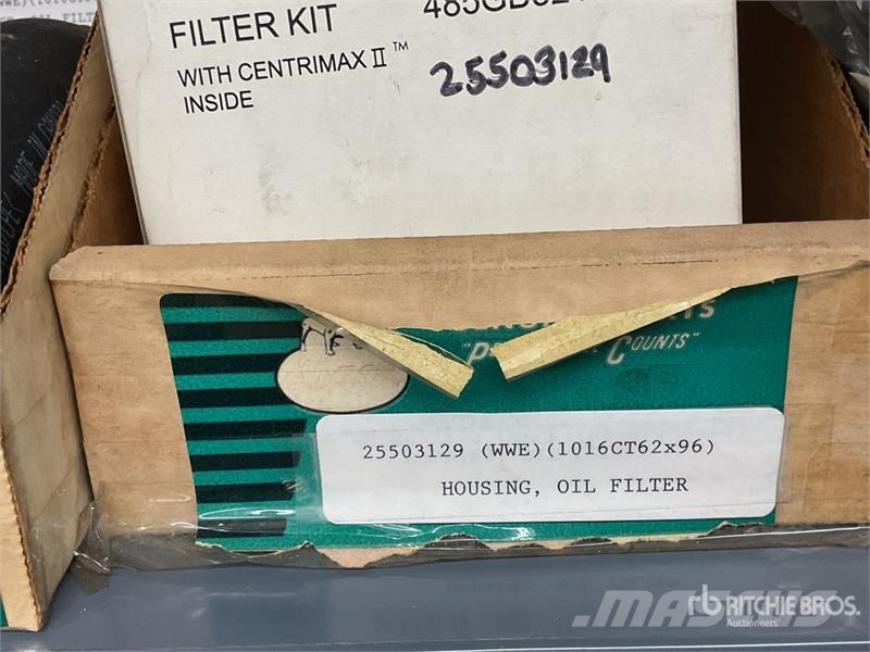 Cam Shafts and Flywheel w/Misc. Engine Parts Transport - Anderen