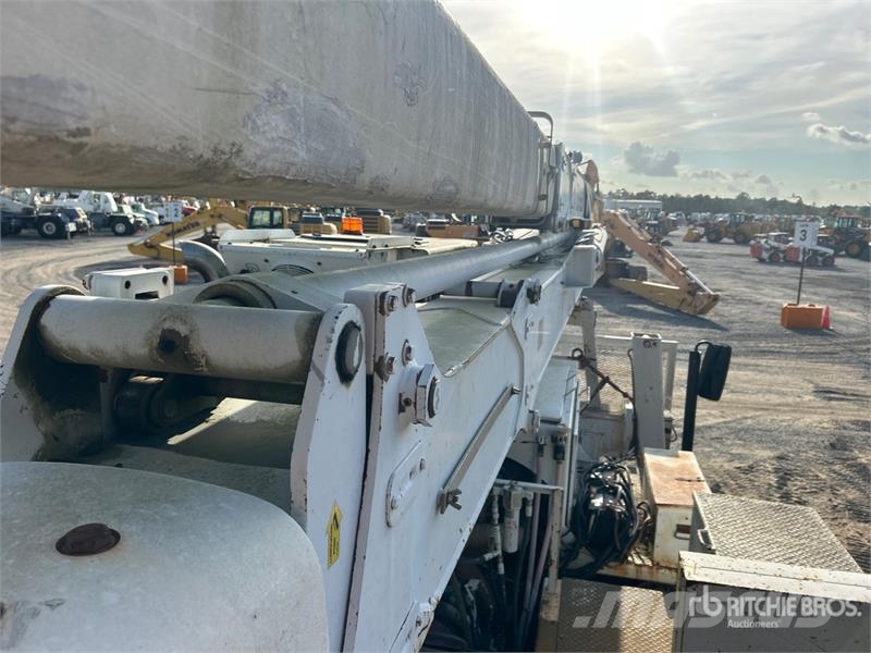 Camoplast GT3000 Crawler Carrier Aerial Lift w/ Terex Hi-Ran 建設機械 - その他