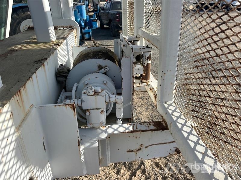 Camoplast GT3000 Crawler Carrier Aerial Lift w/ Terex Hi-Ran 建設機械 - その他