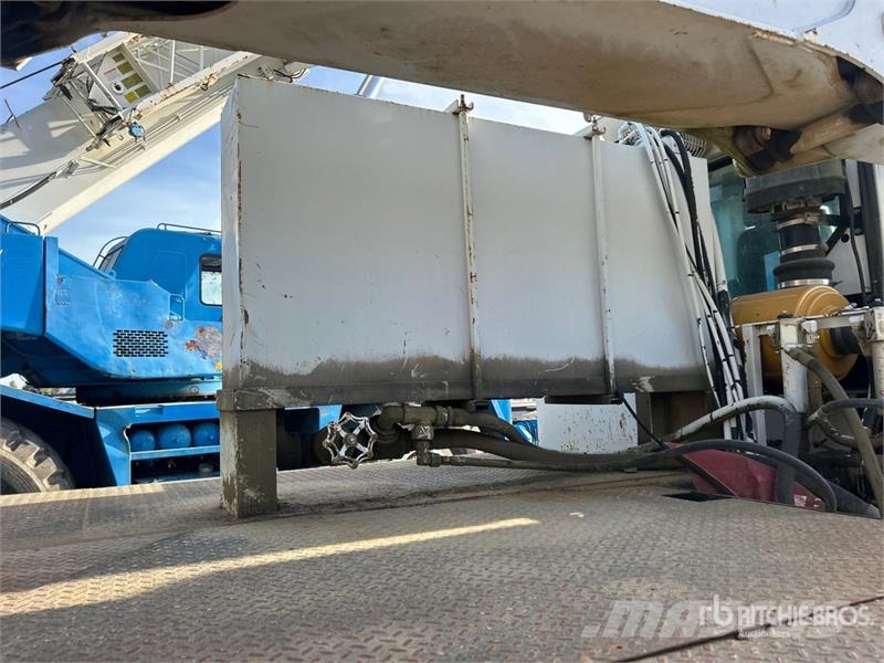 Camoplast GT3000 Crawler Carrier Aerial Lift w/ Terex Hi-Ran 建設機械 - その他