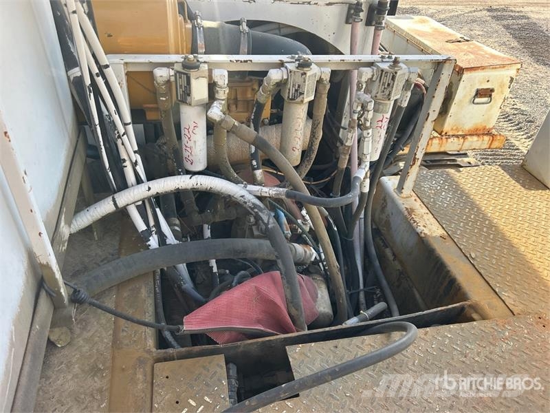 Camoplast GT3000 Crawler Carrier Aerial Lift w/ Terex Hi-Ran 建設機械 - その他