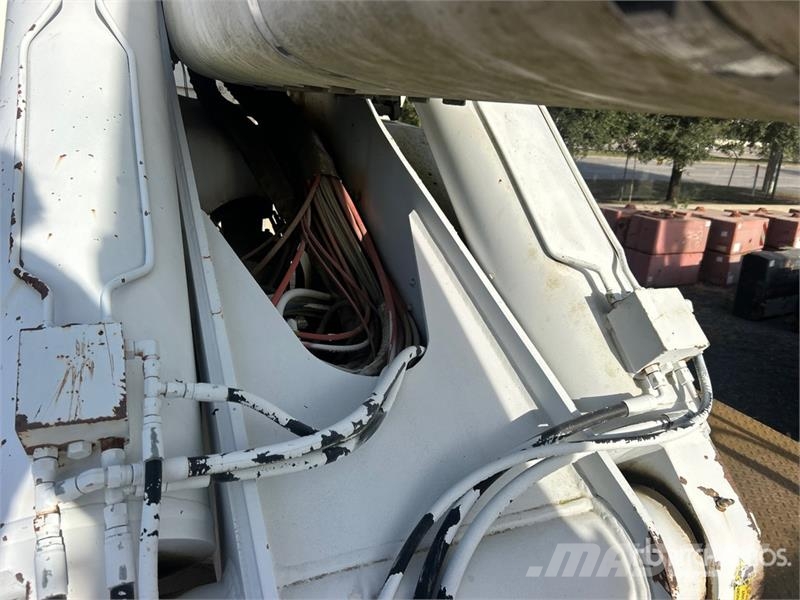 Camoplast GT3000 Crawler Carrier Aerial Lift w/ Terex Hi-Ran 建設機械 - その他