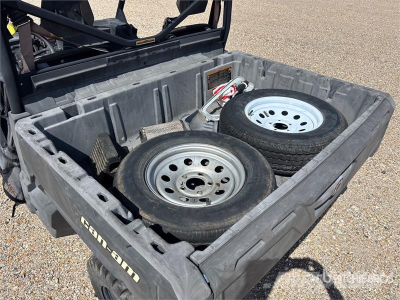 Can-am 6XKA 4x4 Utility Vehicle Maszyny komunalne