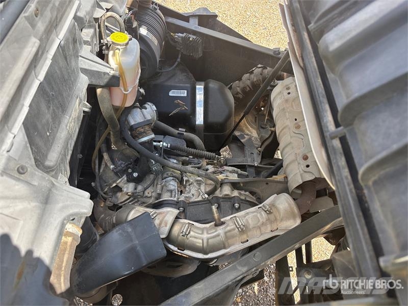 Can-am 6XKA 4x4 Utility Vehicle Maszyny komunalne