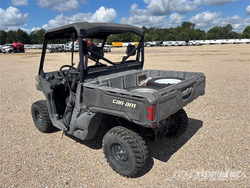 Can-am 6XKA 4x4 Utility Vehicle Maszyny komunalne