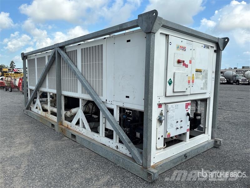 Caps PCHH-230TC-0NN0 230 ton Water Chiller Other components