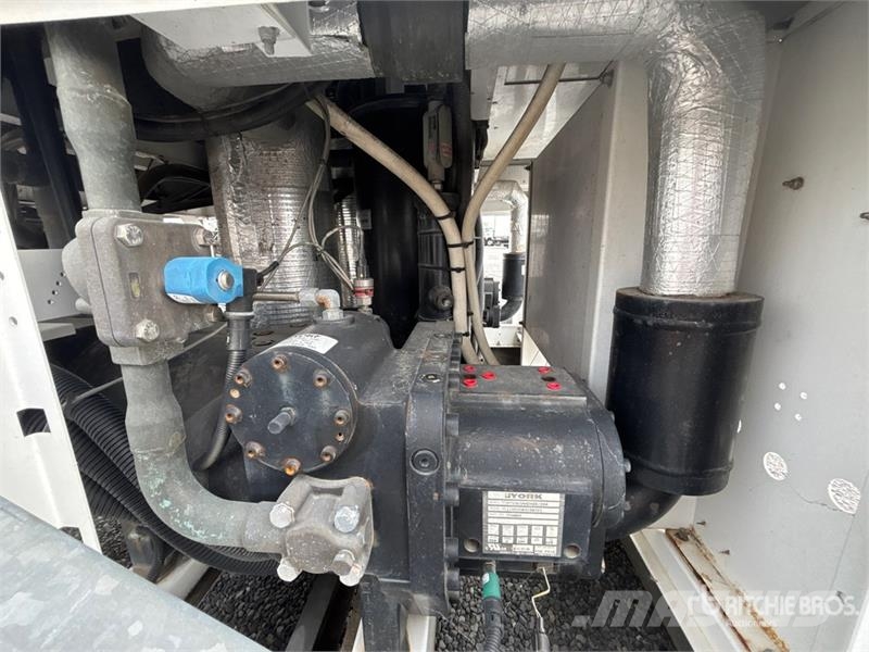 Caps PCHH-230TC-0NN0 230 ton Water Chiller Other components