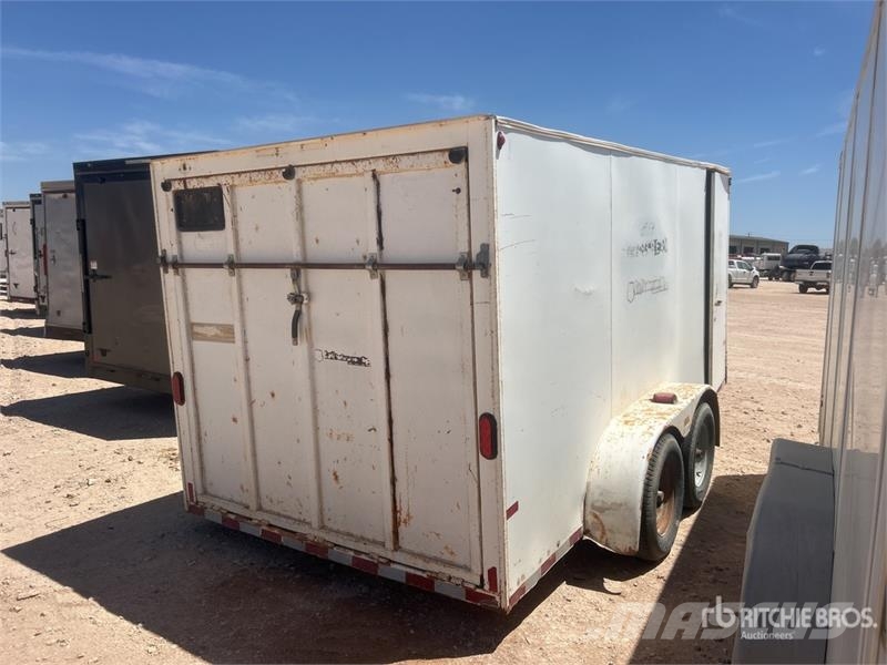 Cargo 14 ft T/A Enclosed Trailer Прицепы-фургоны
