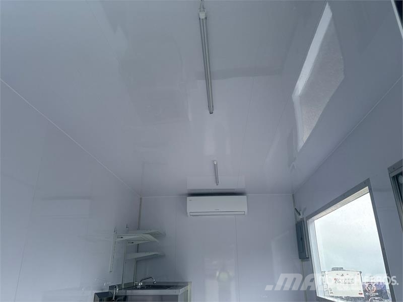 Cargo United 14 ft T/A Food Concession Trailer Druge prikolice