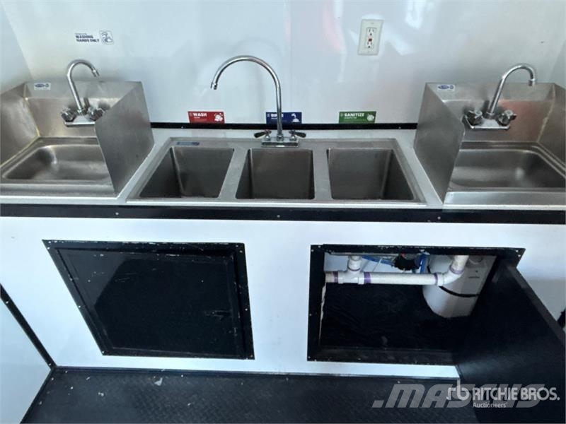 Cargo United 7x12TA2 T/A Food Concession Trailer その他トレーラー