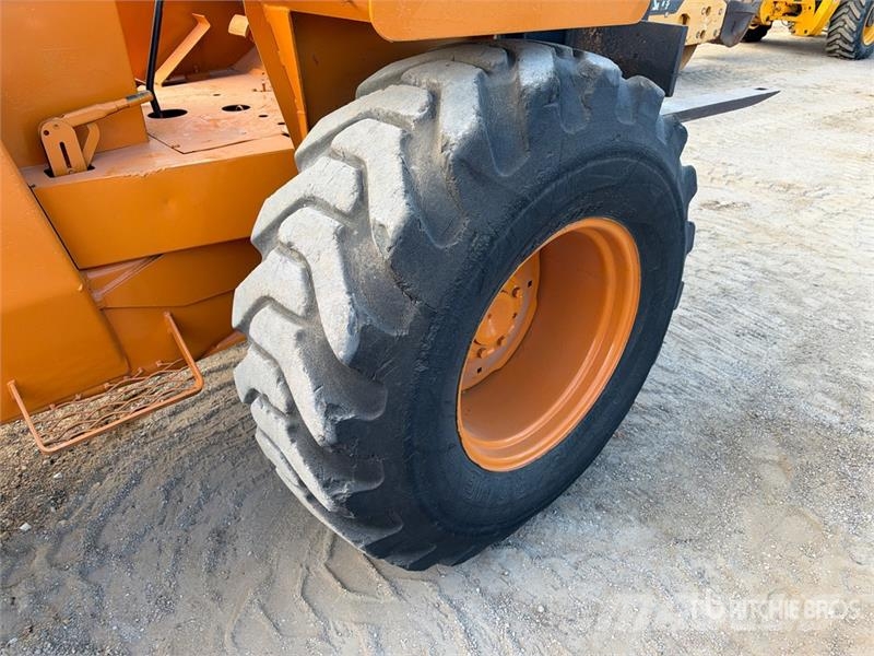 CASE 4x2 Rough Terrain Forklift Tereptargonca