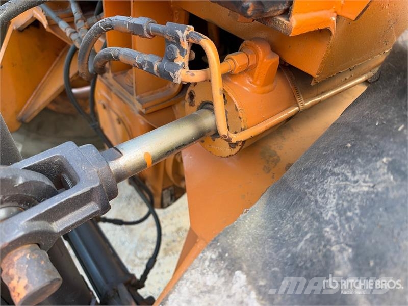CASE 4x2 Rough Terrain Forklift Tereptargonca