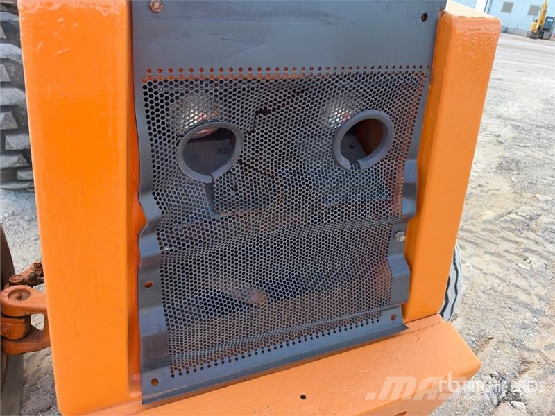 CASE 4x2 Rough Terrain Forklift Tereptargonca