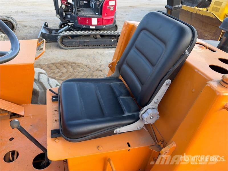 CASE 4x2 Rough Terrain Forklift Tereptargonca