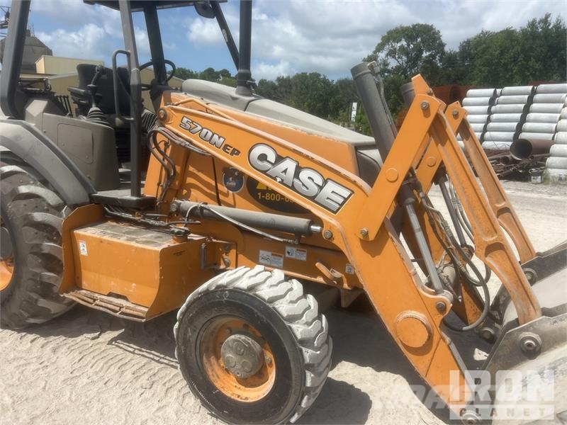 CASE 570N EP 4x4 Landscape Loader Chargeuse sur pneus