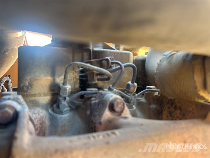 CASE 580N Backhoe