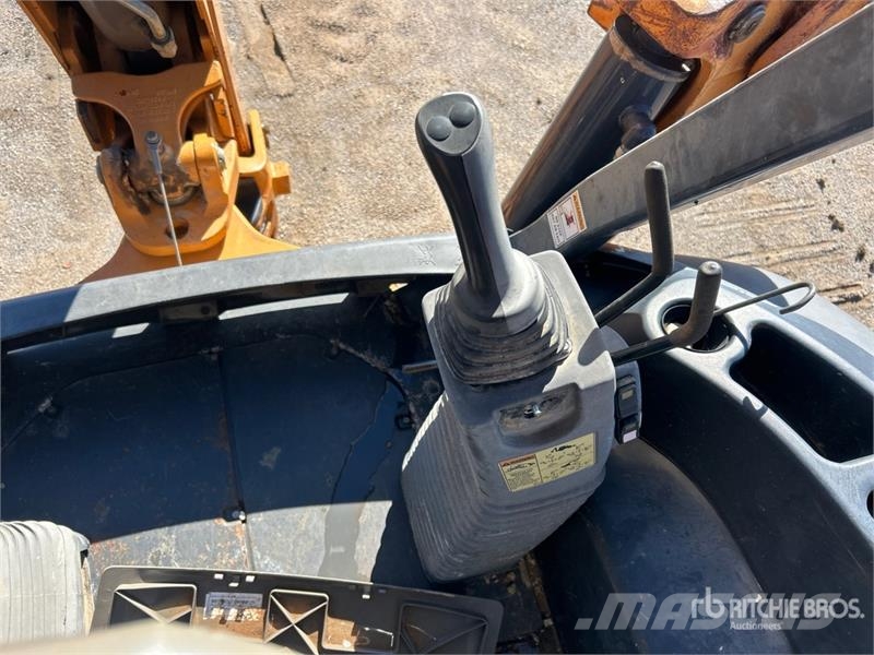 CASE 580N Tractopelle