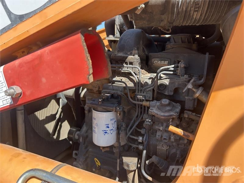 CASE 580N Backhoe
