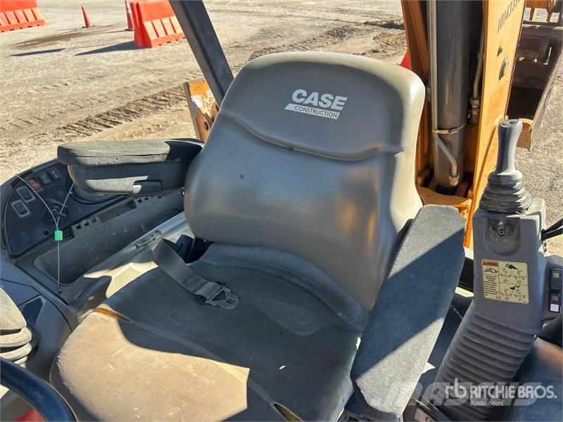CASE 580N Tractopelle