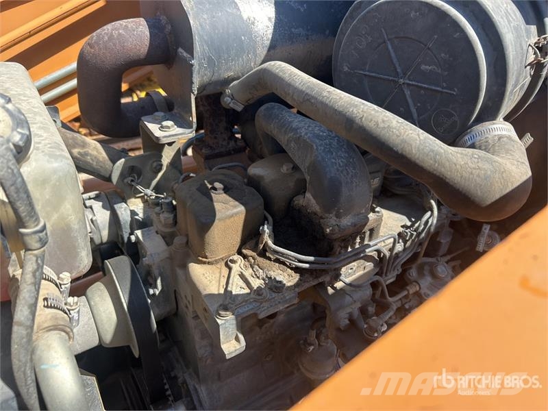 CASE 580N Backhoe
