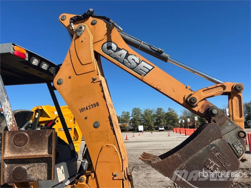 CASE 580N Tractopelle