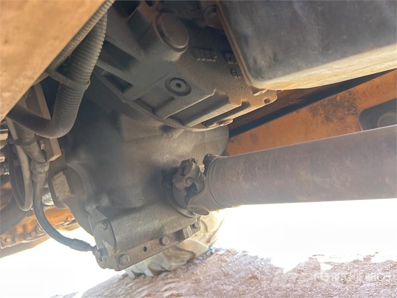 CASE 580N Backhoe