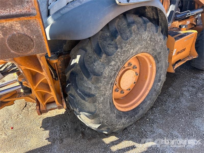 CASE 580N Tractopelle