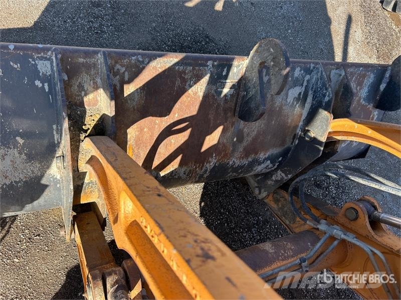 CASE 580N Tractopelle