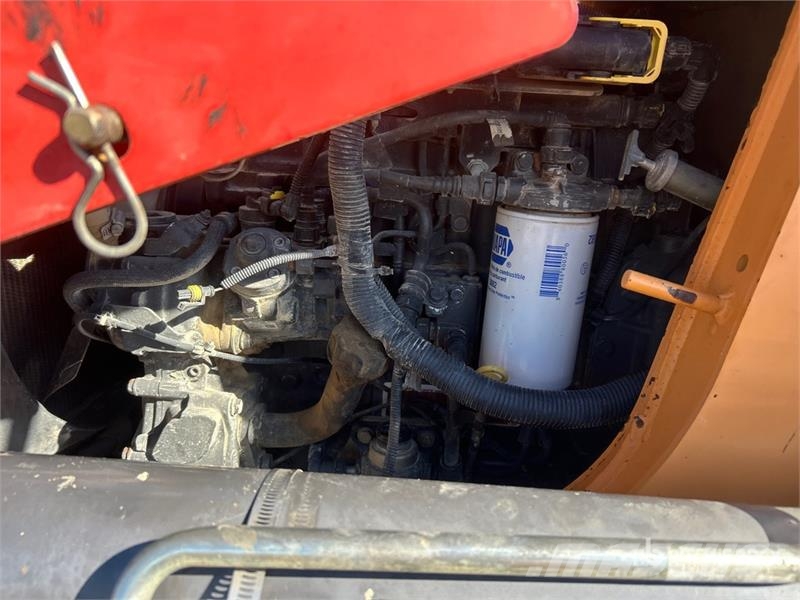 CASE 580N Tractopelle