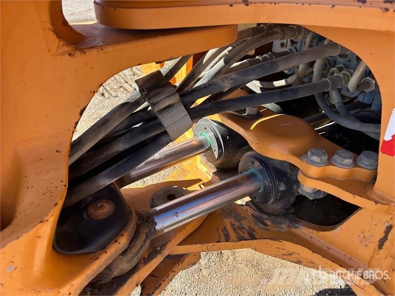 CASE 580N Tractopelle