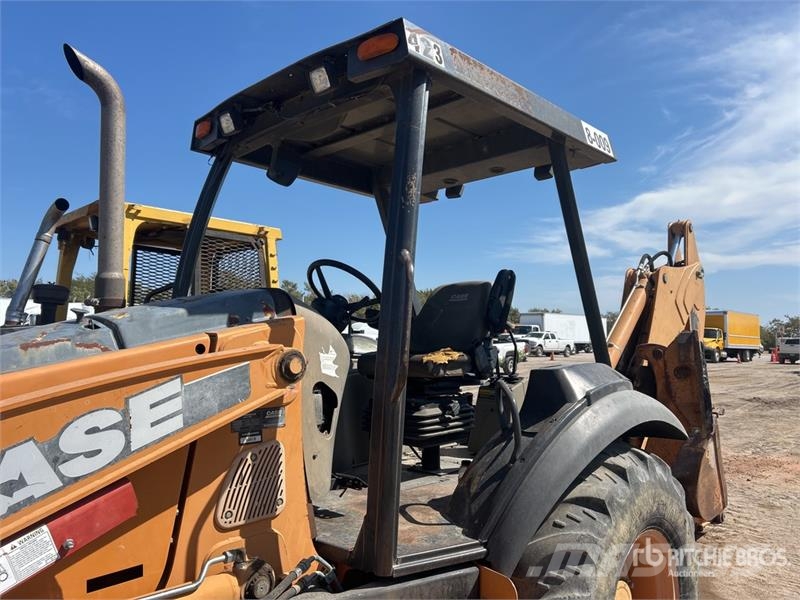 CASE 580N Backhoe